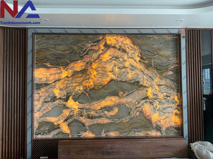 Đá xuyên sáng tự nhiên