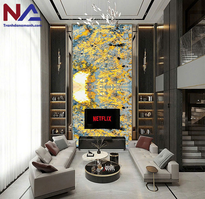 Vách Đá Thông Tầng Xuyên Sáng