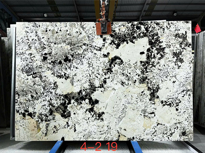 Tranh đá xuyên sáng tự nhiên TDXS-GD03