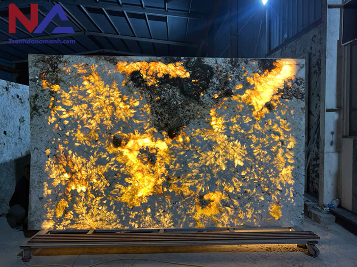 Tranh đá xuyên sáng tự nhiên TDXS-TC01